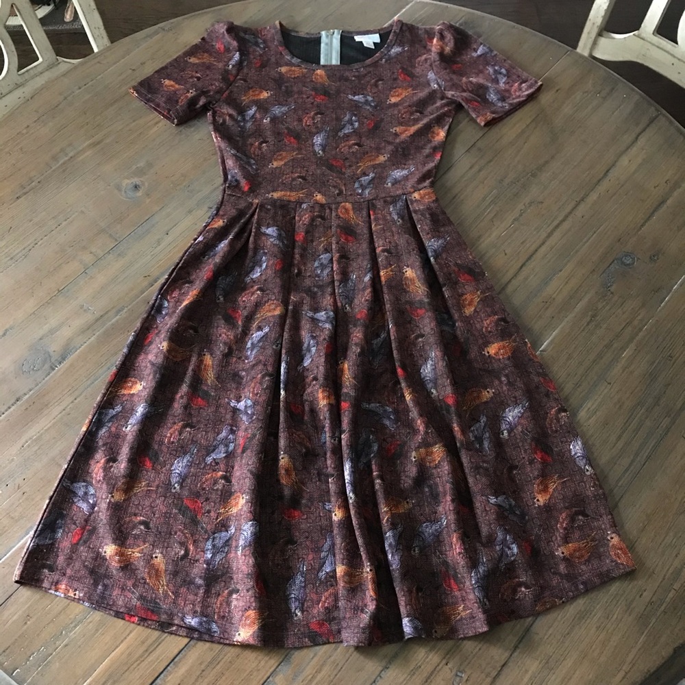 LuLaRoe XS Amelia dress- black/burgundy bird print